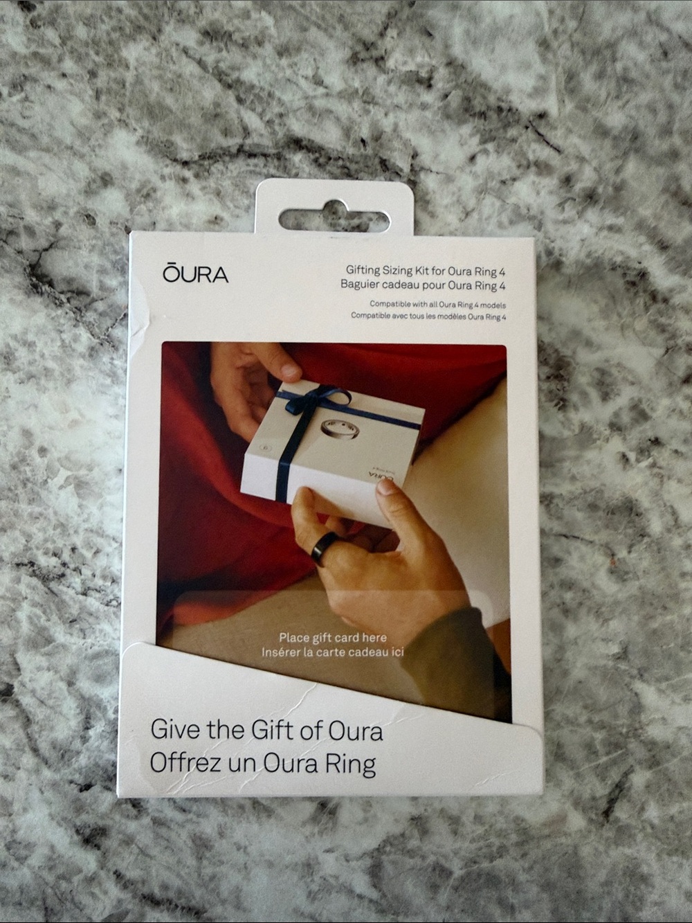 Oura Gifting Sizing Kit - White Packaging with Blue Ribbon Image
